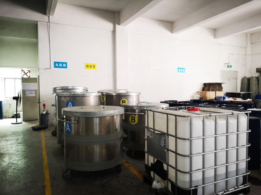 模具硅膠原料和制品儲存需留意的事項有哪些 ？