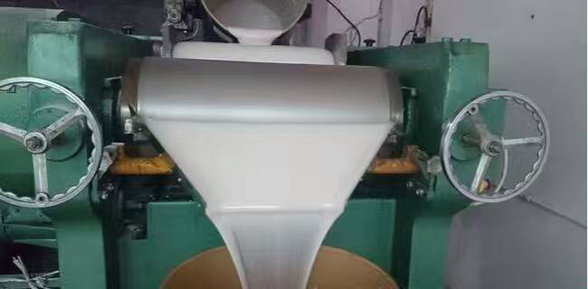 挑選液態(tài)硅膠產(chǎn)品需要關(guān)注什么內(nèi)容 ？