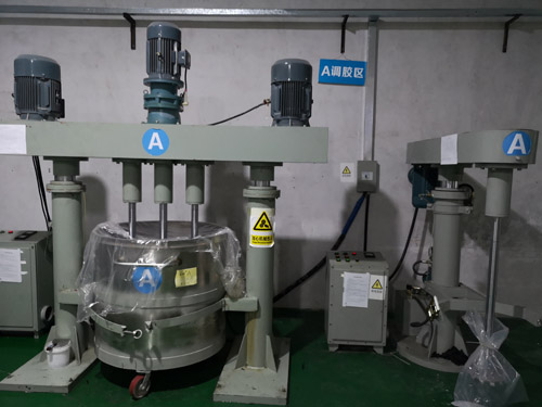 制作模具硅橡膠產(chǎn)品時(shí)需要什么設(shè)備？