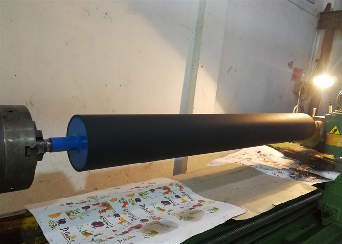 硅膠膠輥的神奇應用從工業(yè)到生活，無處不在的膠輥身影